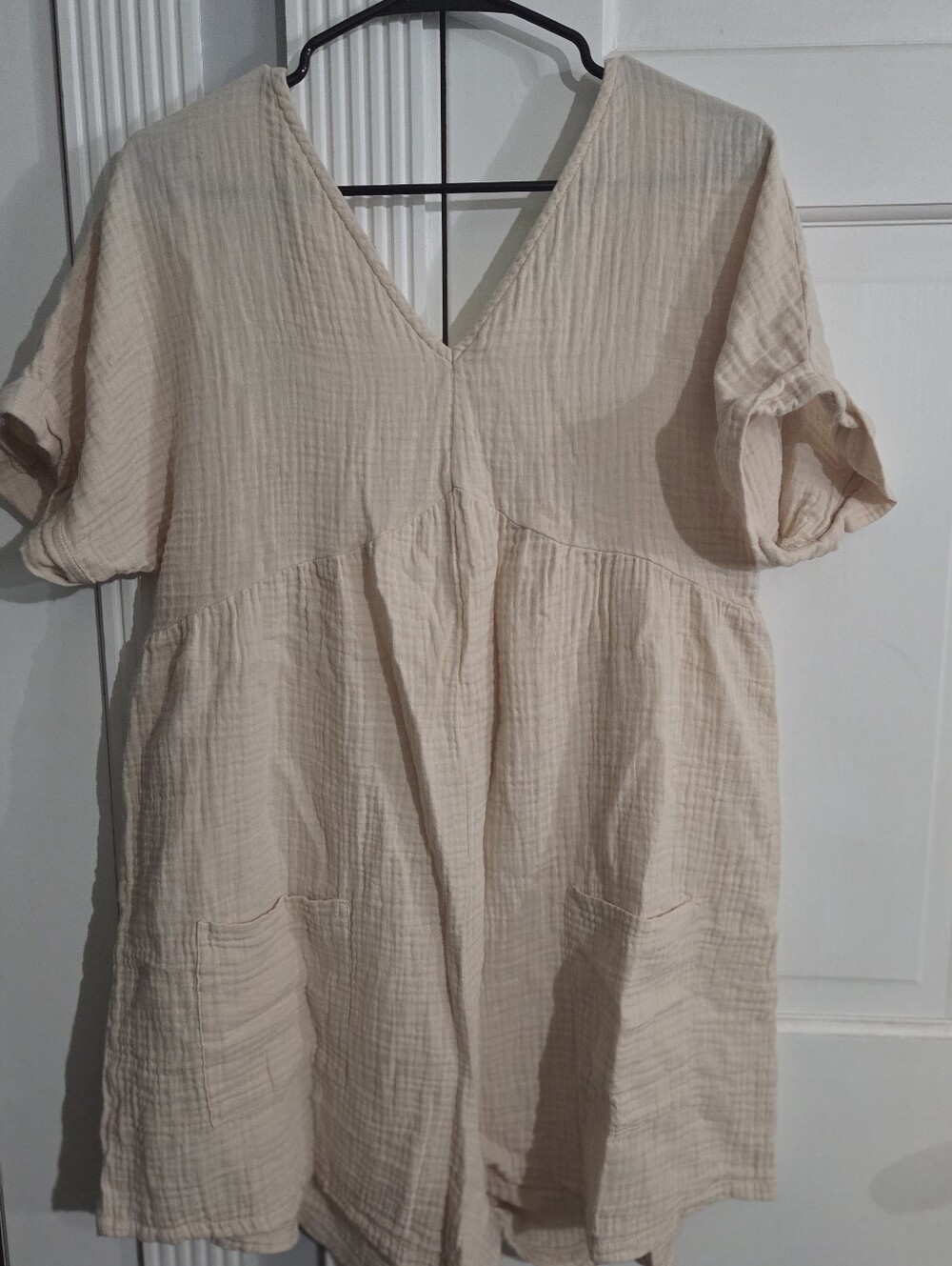 SHEIN Light Beige Short Sleeve V-Neck Romper - Picture 1 of 6
